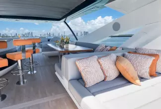 Thumbnail von Sunseeker 86 Yacht Docqua