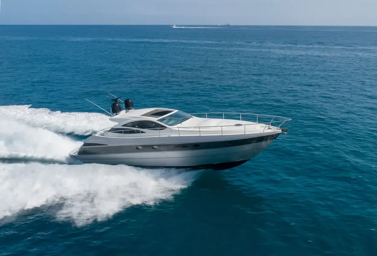 Pershing express cruiser