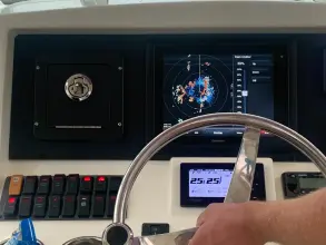 Thumbnail von World Cat 320 EC