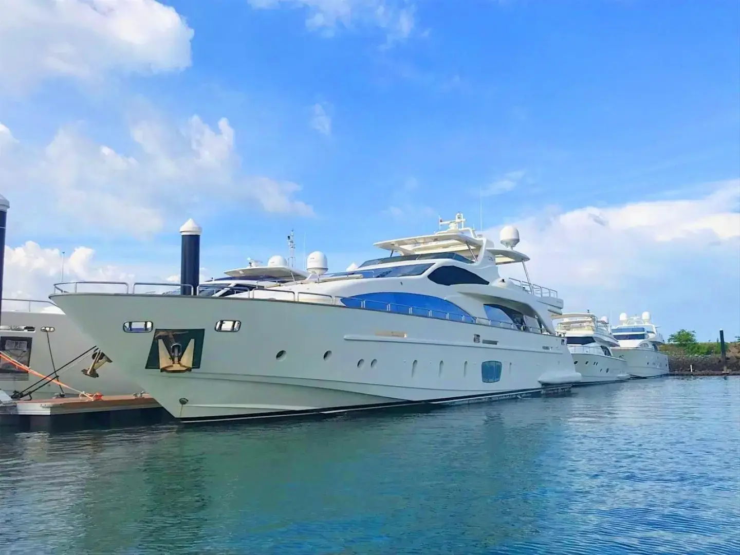 Azimut Grand Jambo