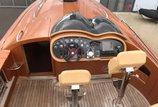 Thumbnail von Vikal 11.2m Limo Pelorus