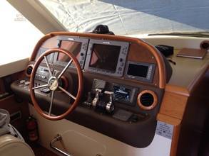 Thumbnail von Mochi Craft Dolphin 54 Sun Top