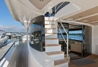 Thumbnail von Sunseeker 86 Yacht Take It Easy IV