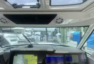 Thumbnail von Tiara Yachts 48LS