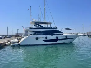 Thumbnail von Fairline Squadron 68