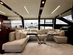 Thumbnail von Fairline Squadron 68