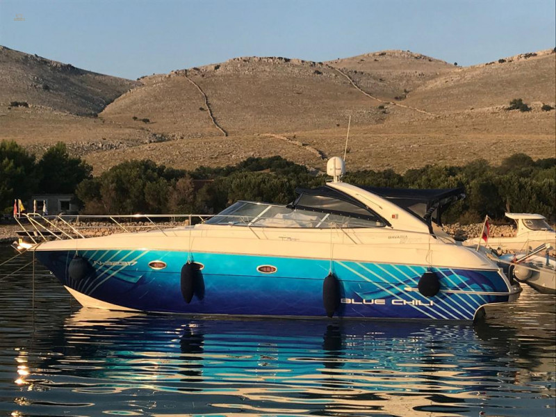 Bavaria (DE) Bavaria 37 Sport - Highline