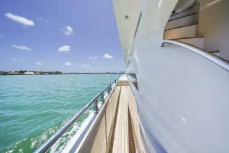 Thumbnail von Marquis 65 Off The Grid