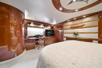 Thumbnail von Marquis 65 Off The Grid