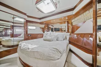 Thumbnail von Marquis 65 Off The Grid