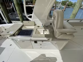 Thumbnail von Boston Whaler 380 Realm Cindy Seas