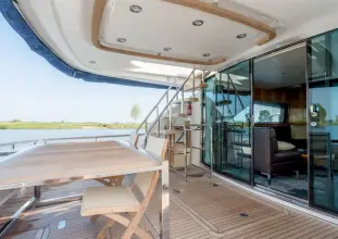 Thumbnail von Fairline Squadron 78