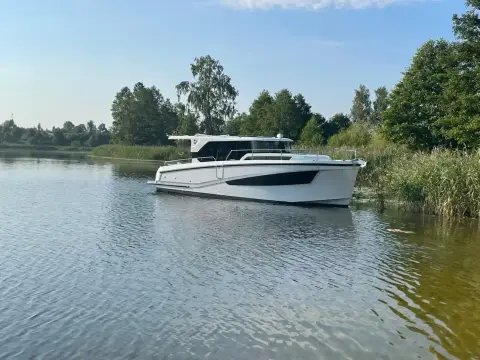 Delphia 10 Sedan DE 014 NEW BUILD 